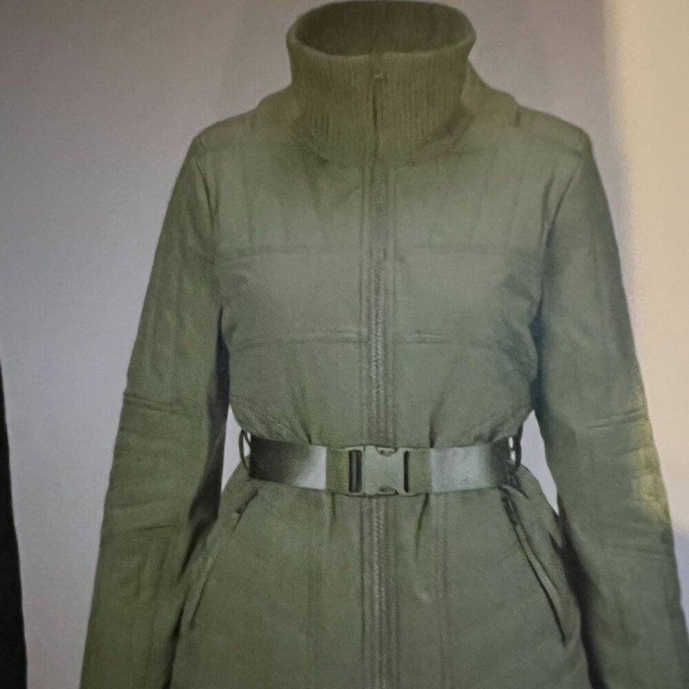 CAbi Ski Lift Puffer Jacket - Sage green